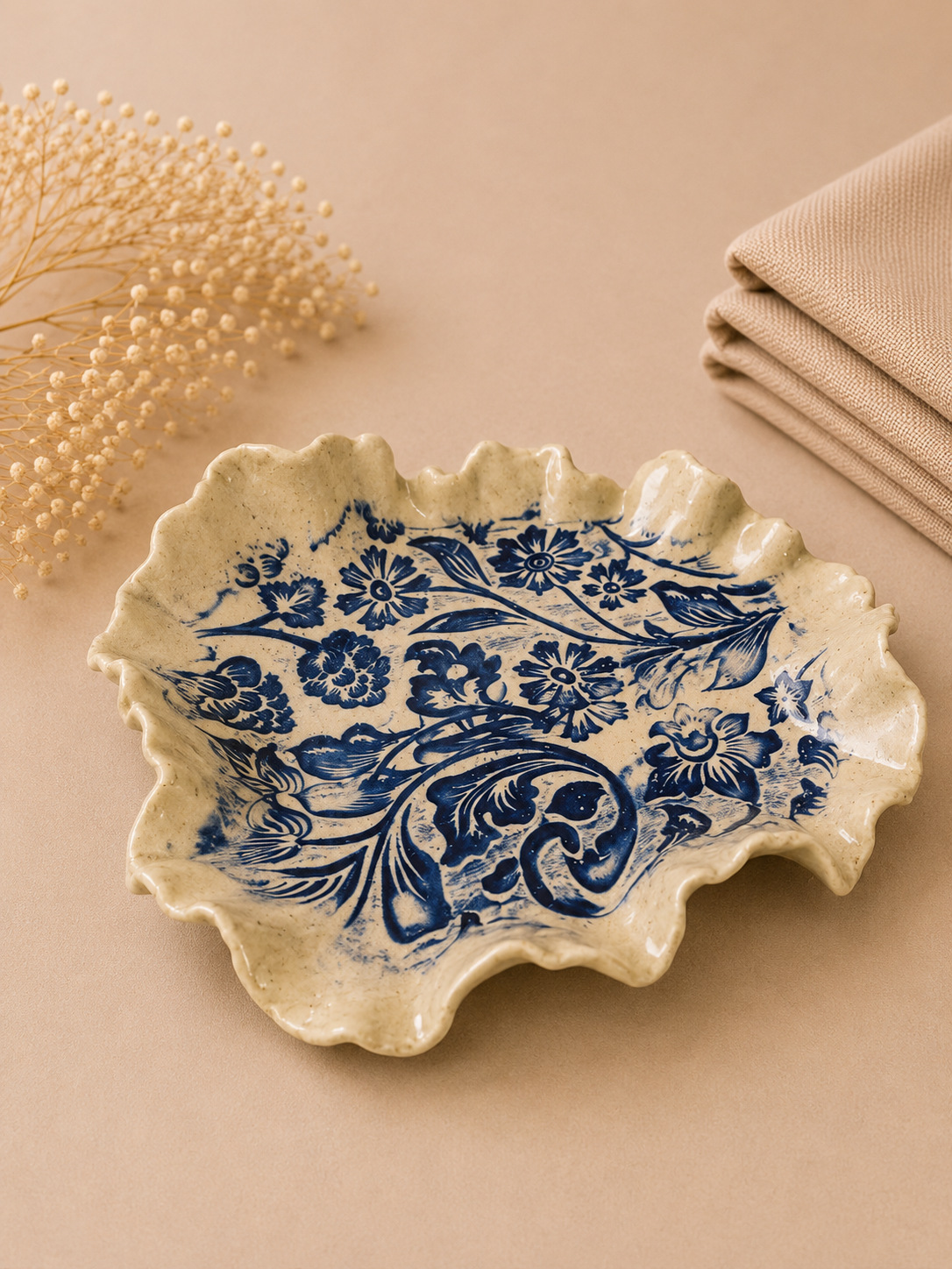 Teller "BlütenornamentElfenbein-Blau" Klein