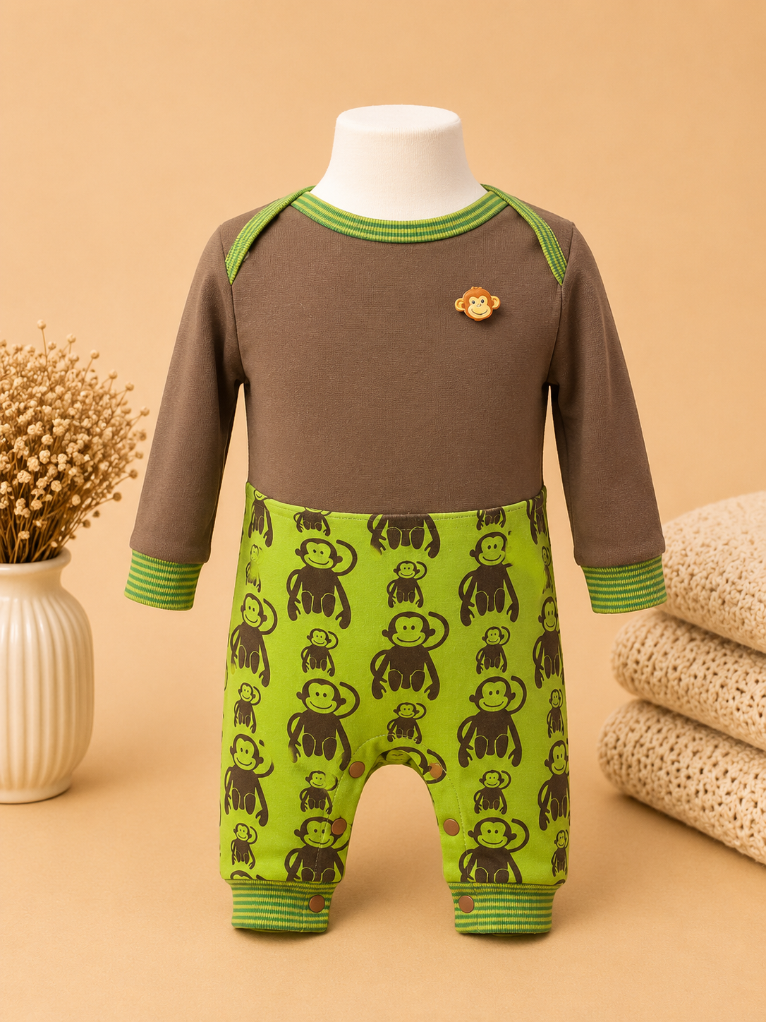 Grün-brauner Baby-Strampler mit Affenprint und elastischen Bündchen, handgefertigt, Langarm-Overall für Babys