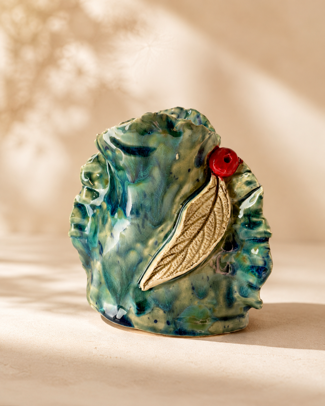 Keramikvase „Blatt & Tiefe“