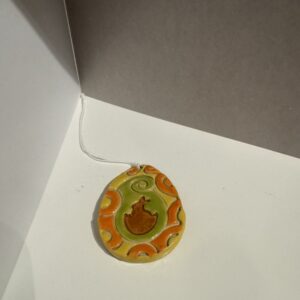 Osteranhänger "Ornament-Ei in Grün & Orange"