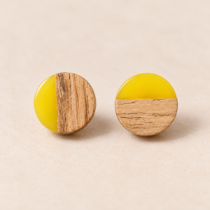 Resin-Holz-Ohrstecker Honiggelb