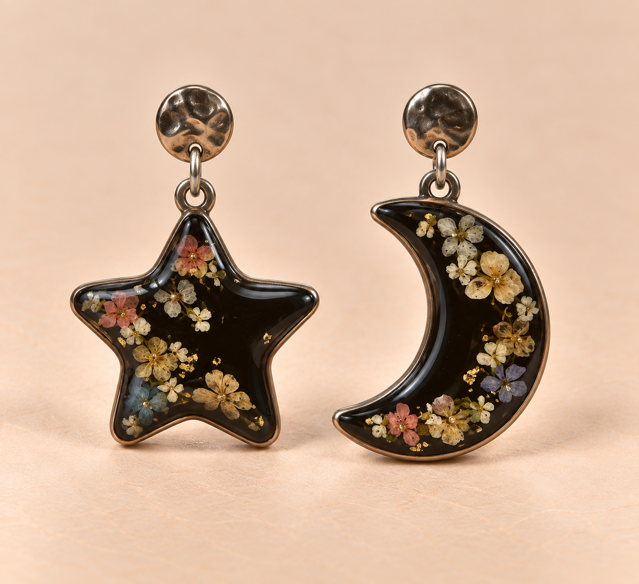 Resin-Ohrringe Stern & Mond mit Trockenblumen