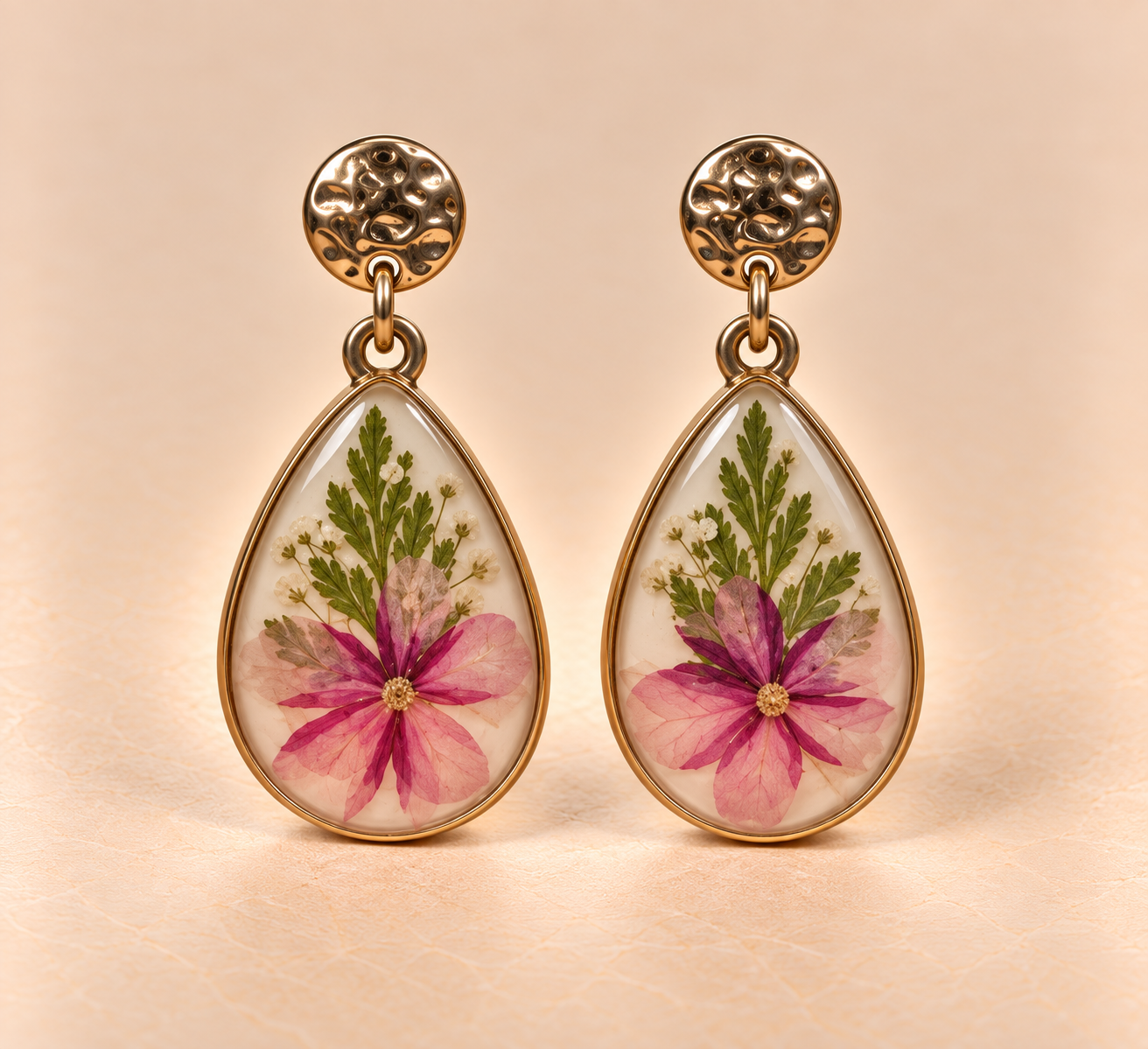 Resin Ohrringe mit Trockenblumen