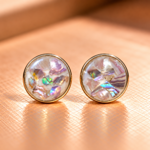 Resin-Ohrstecker mit Trockenblumen 1 cm